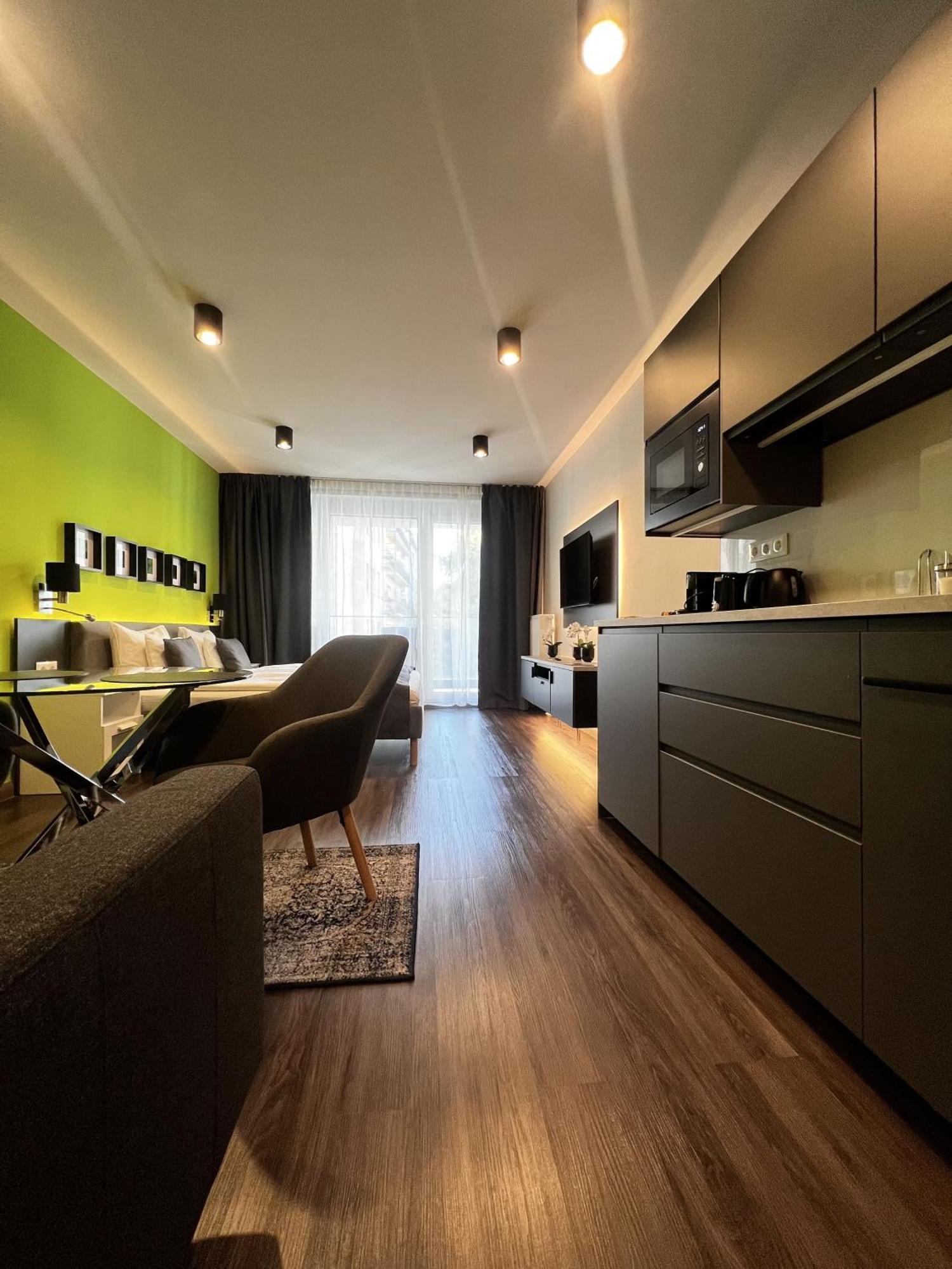 The Riverhouse Budapest Bagian luar foto