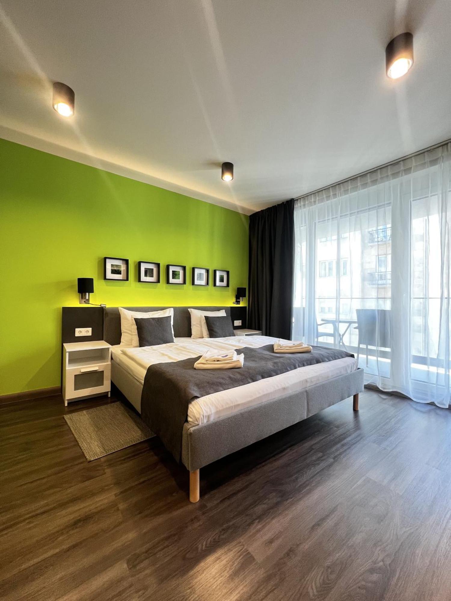 The Riverhouse Budapest Bagian luar foto