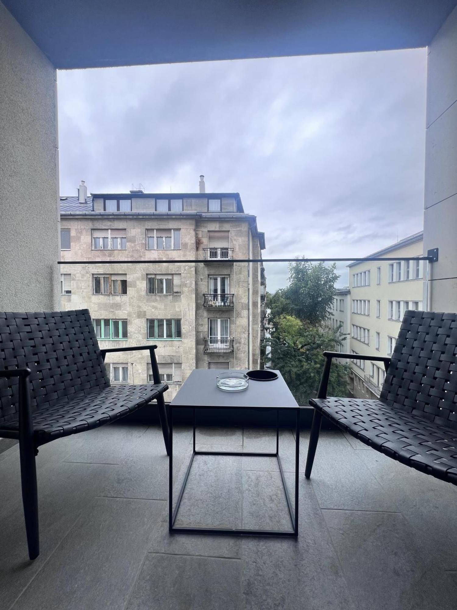 The Riverhouse Budapest Bagian luar foto
